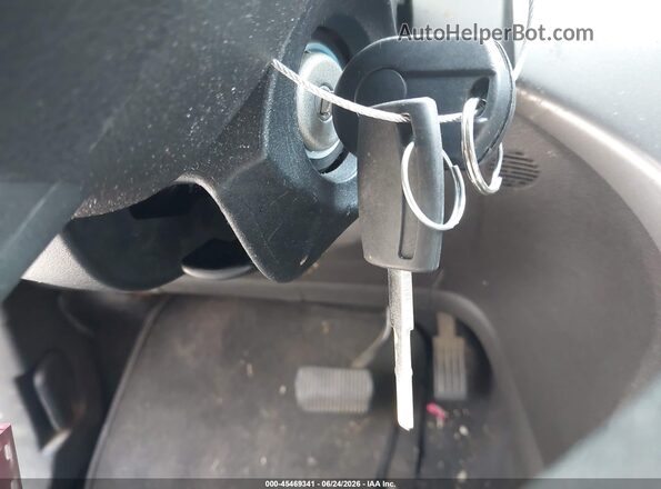 1FMCU0F72HUE09333 2017 FORD ESCAPE Gray წინა პანელის ხედი