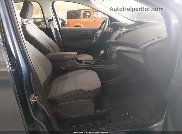 1FMCU0F72JUC26519 2018 FORD ESCAPE Синий Вид салона спереди