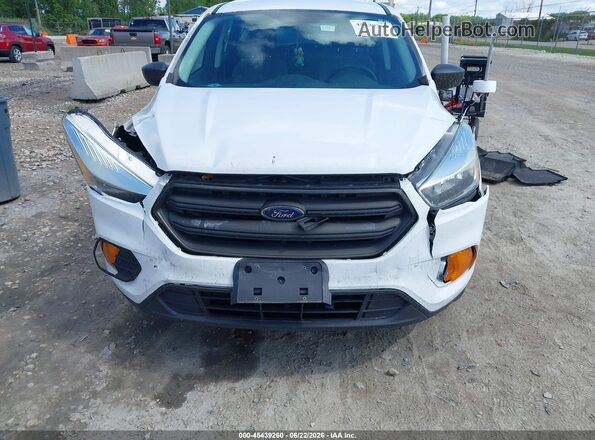 1FMCU0F73HUA50669 2017 FORD ESCAPE White Widok wnętrza z tyłu