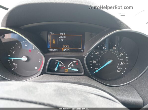 1FMCU0F74JUD08400 2018 FORD ESCAPE White Widok tylnych siedzeń
