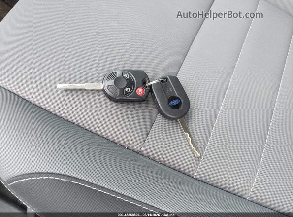 1FMCU0F74JUD08400 2018 FORD ESCAPE White Widok deski rozdzielczej