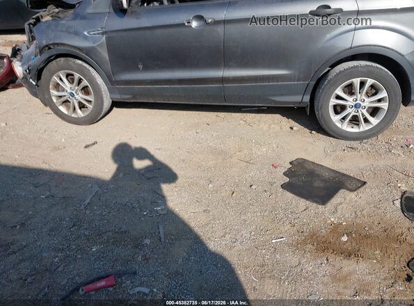 1FMCU0F75HUA48115 2017 FORD ESCAPE Gray Vista interior trasera