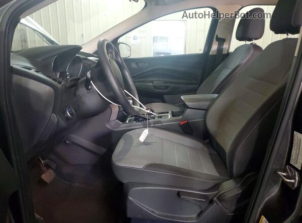 1FMCU0F75HUC26539 2017 FORD ESCAPE Gray Front interior view