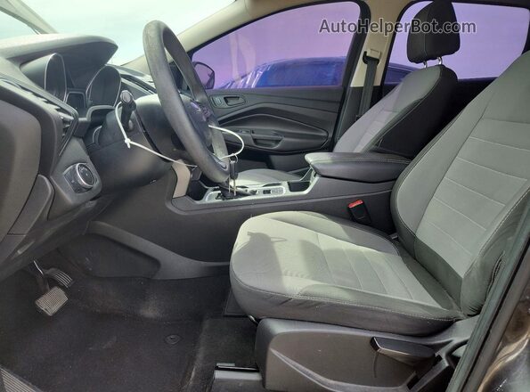 1FMCU0F75HUD11350 2017 FORD ESCAPE Gray Front interior view