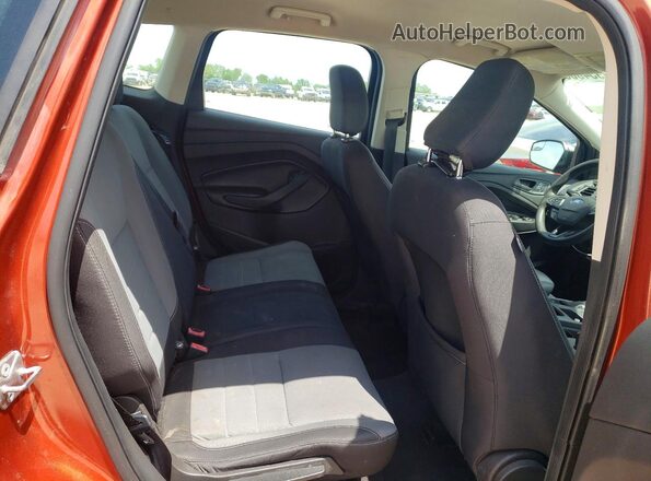 1FMCU0F75KUB26125 2019 FORD ESCAPE Orange Rear interior view