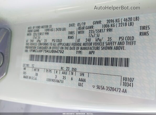 1FMCU0F75KUB94702 2019 FORD ESCAPE White Widok komory silnika