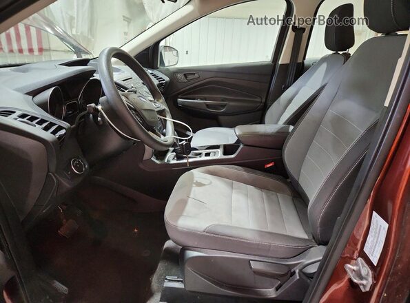 1FMCU0F76JUB07131 2018 FORD ESCAPE Коричневый Вид салона спереди