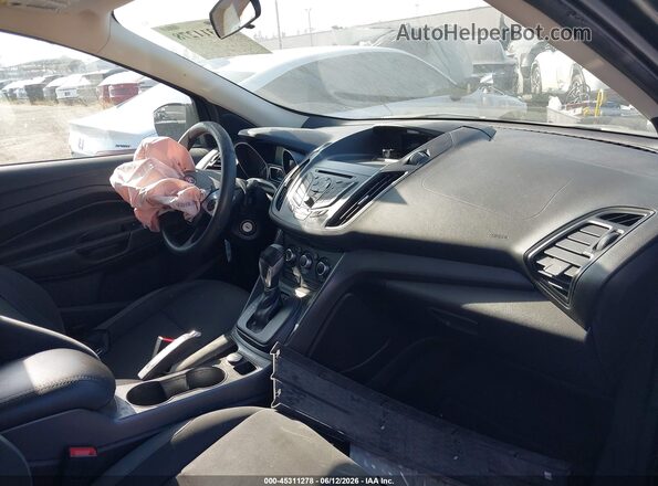 1FMCU0F77GUB38896 2016 FORD ESCAPE Gray Front interior view