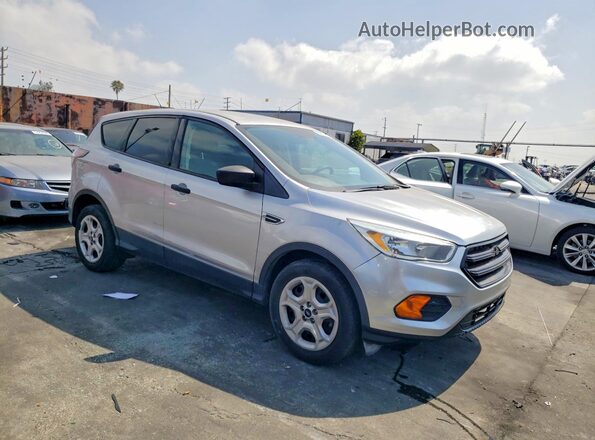 1FMCU0F77HUB44862 2017 FORD ESCAPE Silver Front right