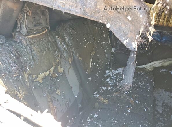 1FMCU0F77HUD20728 2017 FORD ESCAPE Burn უკანა სალონის ხედი