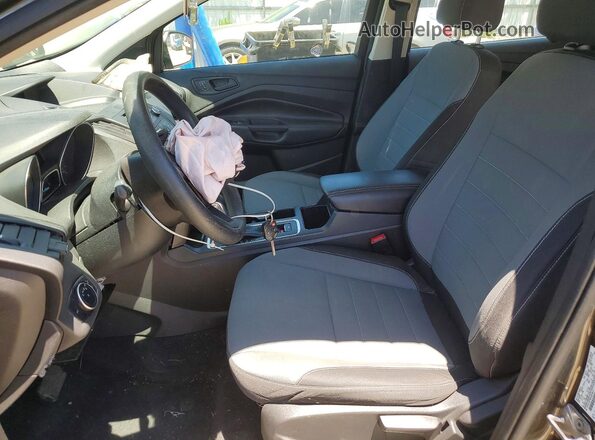 1FMCU0F78HUB74811 2017 FORD ESCAPE Угольный Вид салона спереди