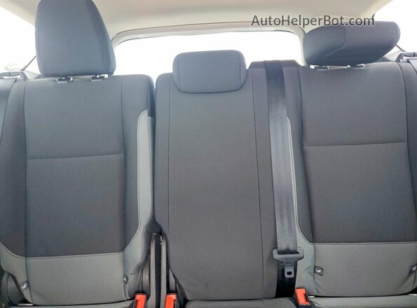 1FMCU0F79GUC88220 2016 FORD ESCAPE White Widok tylnych siedzeń