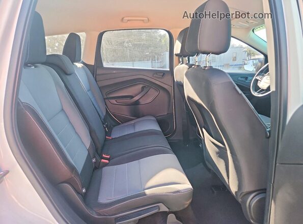 1FMCU0F79HUA27185 2017 FORD ESCAPE White უკანა სალონის ხედი