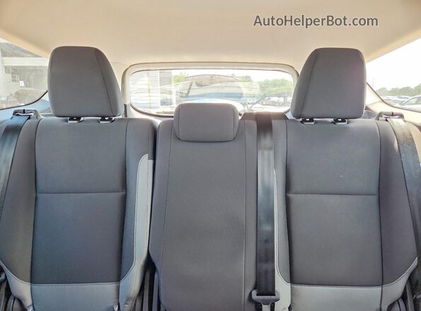 1FMCU0F7XGUB80074 2016 FORD ESCAPE Серебряный Вид задних сидений