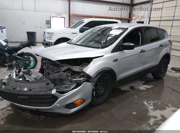 1FMCU0F7XJUA04813 2018 FORD ESCAPE Silver Առջևի ձախ երեք քառորդ տեսարան