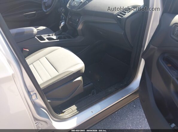1FMCU0F7XKUB88989 2019 FORD ESCAPE Silver Вид салону спереду