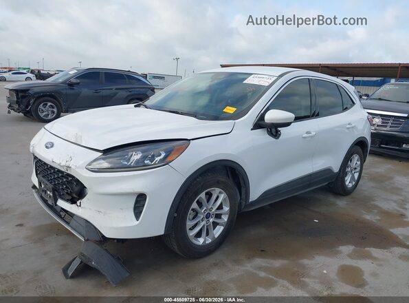 1FMCU0G64LUB23997 2020 FORD ESCAPE White Vista tres cuartos delantera izquierda