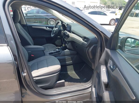 1FMCU0G67LUB46867 2020 FORD ESCAPE Серый Вид салона спереди