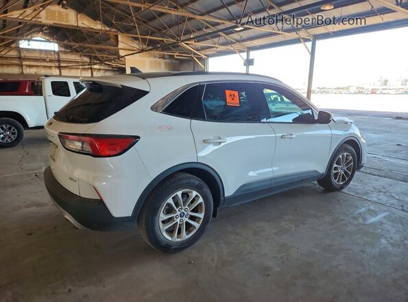 1FMCU0G67LUC03438 2020 FORD ESCAPE White 