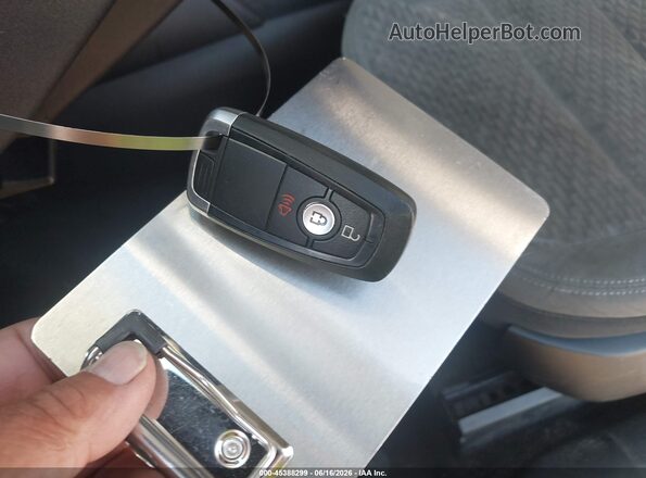 1FMCU0G67NUB01592 2022 FORD ESCAPE Gray Dashboard view