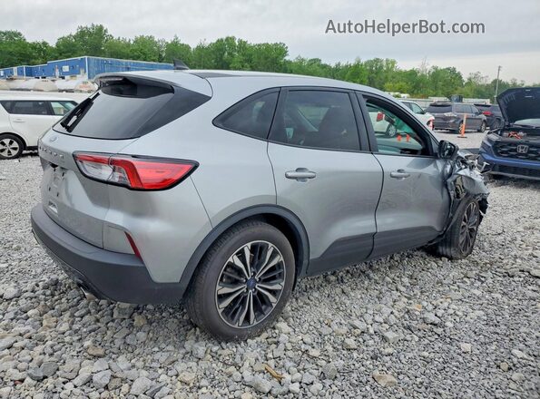 1FMCU0G68NUB63017 2022 FORD ESCAPE Silver Задня права чверть