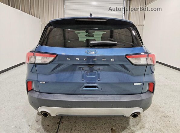 1FMCU0G6XLUB83945 2020 FORD ESCAPE Синий Вид сзади
