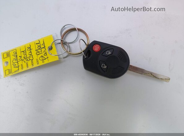 1FMCU0G74GUA66702 2016 FORD ESCAPE Black Widok deski rozdzielczej