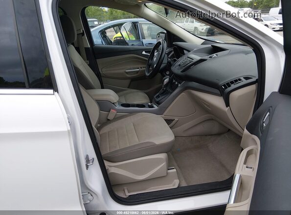 1FMCU0G77GUB03645 2016 FORD ESCAPE White Սալոնի դիմացի տեսք