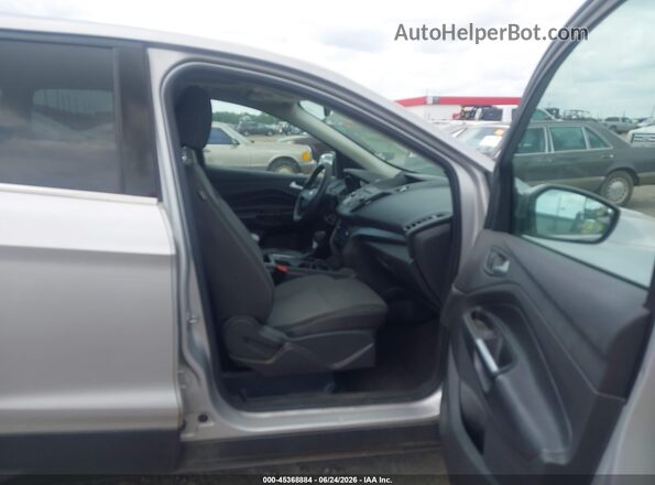 1FMCU0G93HUB04763 2017 FORD ESCAPE Silver Սալոնի դիմացի տեսք