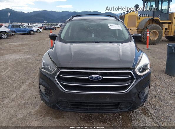 1FMCU0G97HUE09778 2017 FORD ESCAPE Gray Вид задньої частини салону