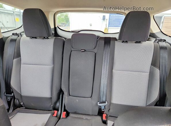 1FMCU0GD0HUD09171 2017 FORD ESCAPE Бежевый Вид задних сидений