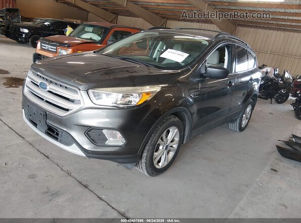 1FMCU0GD0JUA72865 2018 FORD ESCAPE Gray Առջևի ձախ երեք քառորդ տեսարան