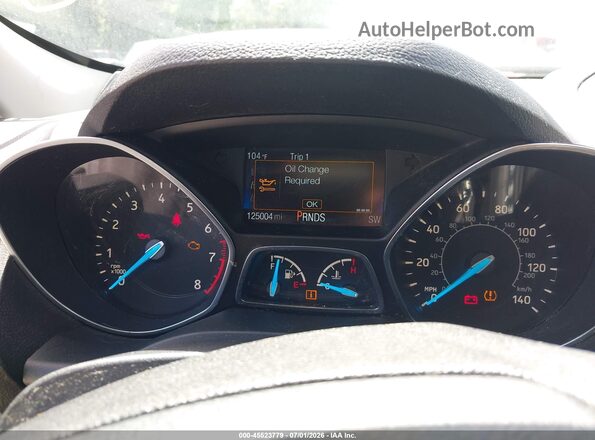1FMCU0GD0JUB75588 2018 FORD ESCAPE White Widok tylnych siedzeń