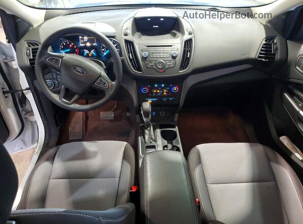 1FMCU0GD0JUB82699 2018 FORD ESCAPE White წინა პანელის ხედი