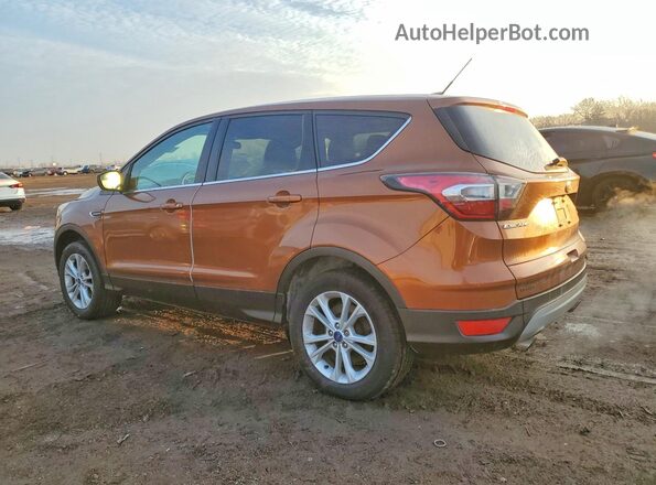 1FMCU0GD1HUA37200 2017 FORD ESCAPE Оранжевый 