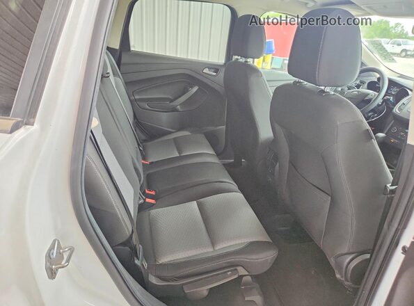 1FMCU0GD1HUB90918 2017 FORD ESCAPE White Սալոնի հետևի տեսք
