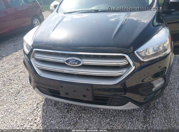 1FMCU0GD1HUC37753 2017 FORD ESCAPE Black Front view