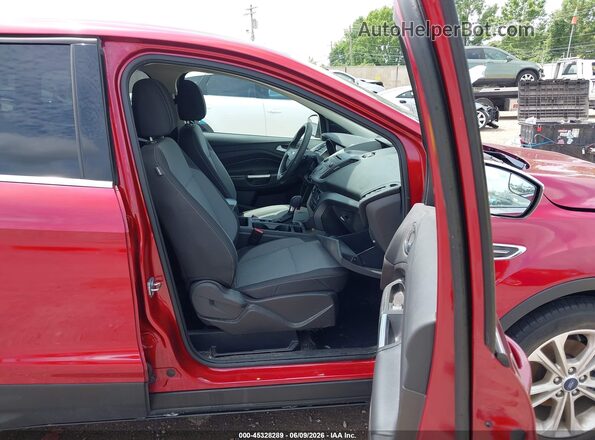1FMCU0GD1HUD26240 2017 FORD ESCAPE Red 