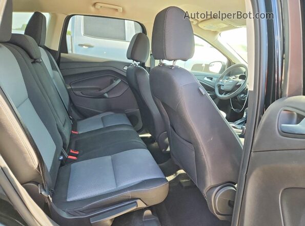 1FMCU0GD1HUE72640 2017 FORD ESCAPE Черный Вид задних сидений