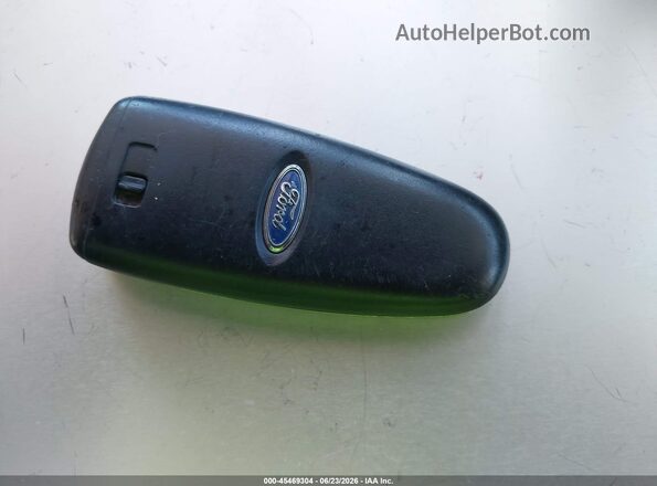 1FMCU0GD1KUB10072 2019 FORD ESCAPE Синий Вид панели приборов