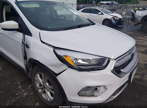 1FMCU0GD1KUC35508 2019 FORD ESCAPE Белый Вид спереди