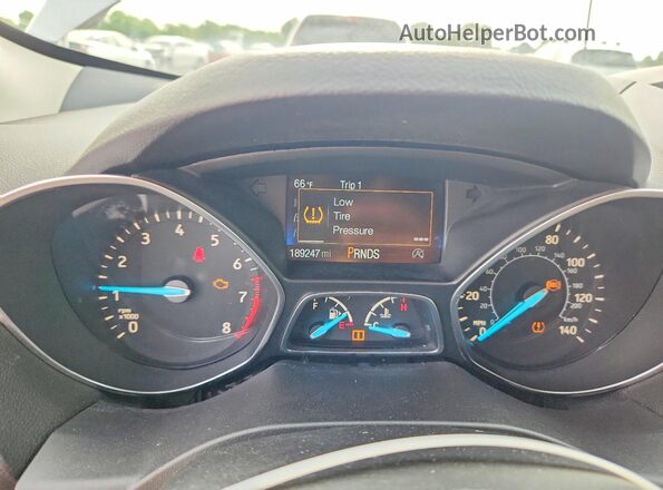 1FMCU0GD2HUE24693 2017 FORD ESCAPE Silver 