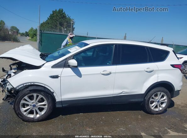 1FMCU0GD2HUE40070 2017 FORD ESCAPE White 