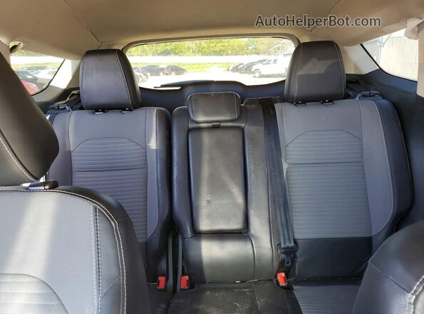 1FMCU0GD2KUA61657 2019 FORD ESCAPE Black Widok tylnych siedzeń