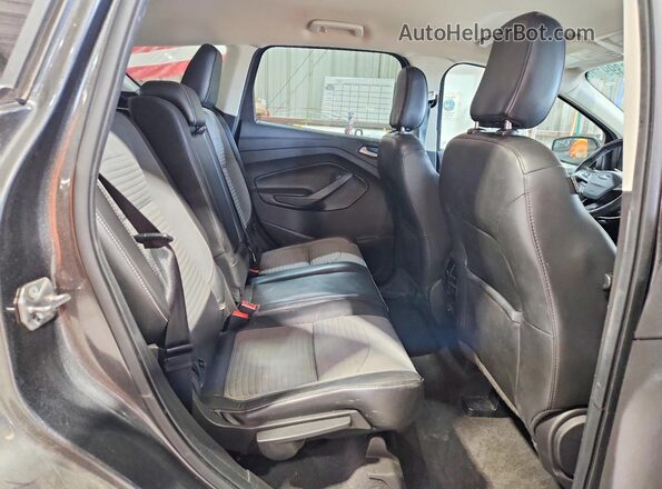 1FMCU0GD2KUB10632 2019 FORD ESCAPE Charcoal Вид задньої частини салону
