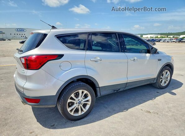 1FMCU0GD2KUB13028 2019 FORD ESCAPE Silver Հետևի աջ