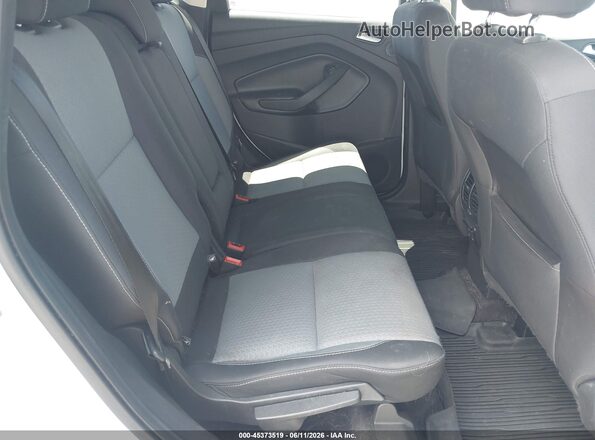 1FMCU0GD3HUE63888 2017 FORD ESCAPE Белый 