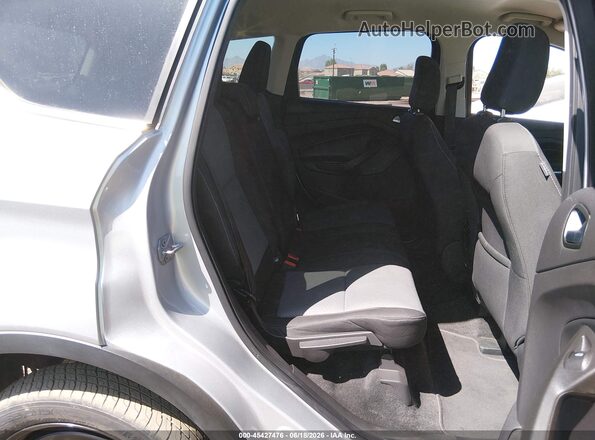 1FMCU0GD3JUB75441 2018 FORD ESCAPE Silver VIN կոդի պիտակի տեսք