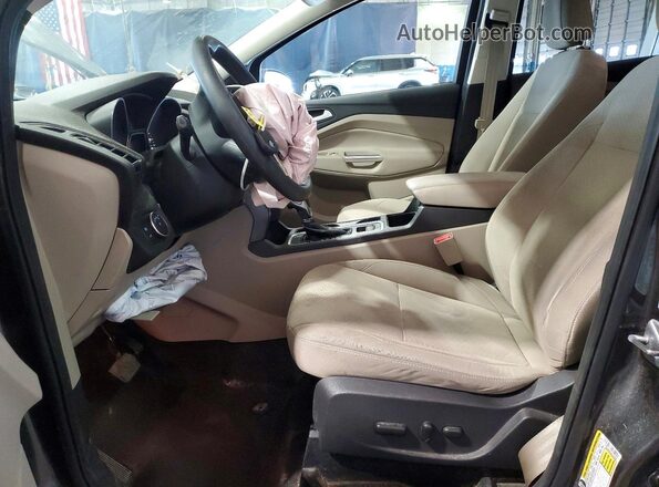 1FMCU0GD3JUC04596 2018 FORD ESCAPE Gray Vista interior delantera