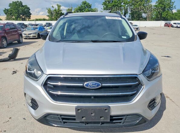 1FMCU0GD3KUB30825 2019 FORD ESCAPE Серебряный Вид спереди